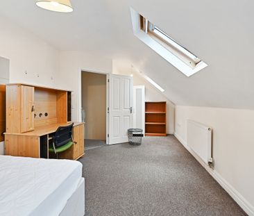 6 Bed Student Accommodation - Photo 1