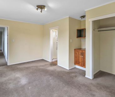 Family Home For You in Maungaraki - Photo 4