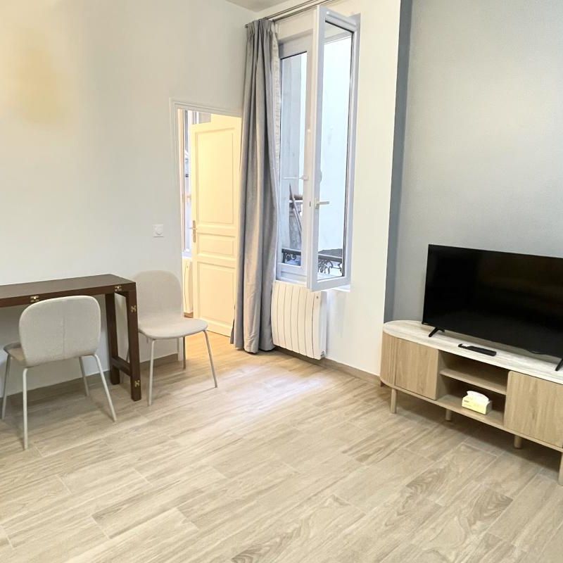 Location Appartement 2 pièces Meublé 30m² PARIS 17ème - Photo 1