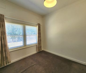 Spacious & Secure Family Home - Photo 6