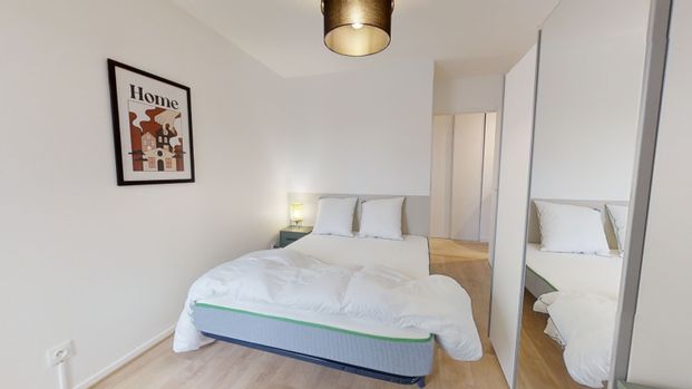 Villeurbanne Réguillon — Chambre Privée 4 - Photo 1