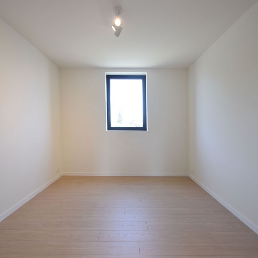 Luxueus afgewerkte nieuwbouwwoning met 3 slaapkamer te Jonkerhove - Photo 1