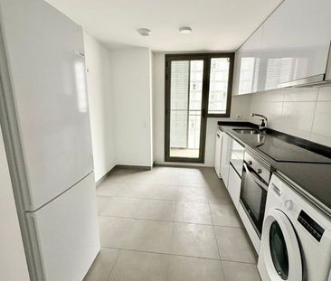 3 room luxury Flat for rent in Valencia, Spain - Photo 5