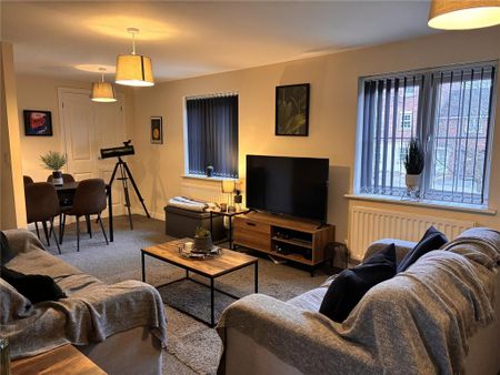 2 bedroom semi-detached house to rent - Photo 2