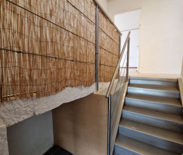 Apartment in a two-family rental house - Photo 3