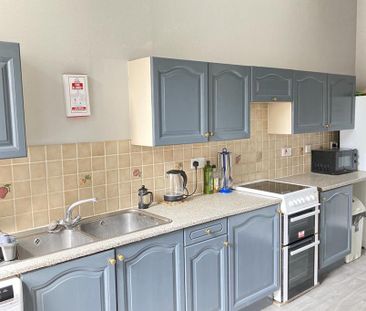 single room for rent in Morningside - Photo 5