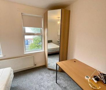 157 Donegall Road, Room 3, All Bills Included, Belfast, BT12 5NA - Photo 3