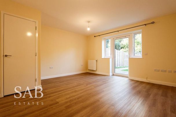 2 bedroom terraced house to rent - Photo 1
