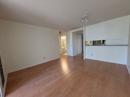 For Lease - 7 Bishop Avenue Unit# 1617, Toronto, Ontario - Photo 5