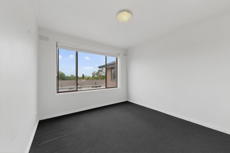 22/995 Burke Road, Camberwell VIC 3124 - Apartment For Rent | Domain - Photo 3