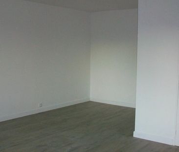 Location Appartement 1 pièce 41m² OZOIR LA FERRIERE 77330 - Photo 2