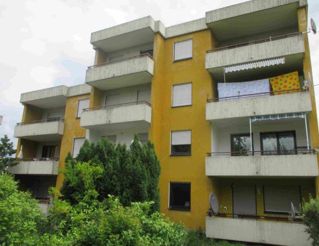 Mietwohnung in Kitzingen - Nur mit Wohnberechtigungsschein - Öffentlich geförderte Wohnung in der Siedlung - mit Balkon - Foto 1