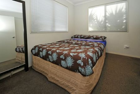 What a Honey - Photo 4