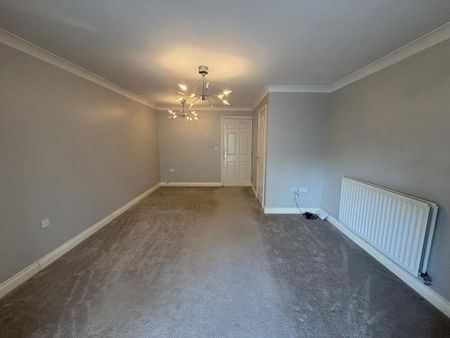 3 bedroom terraced house to rent - Photo 3