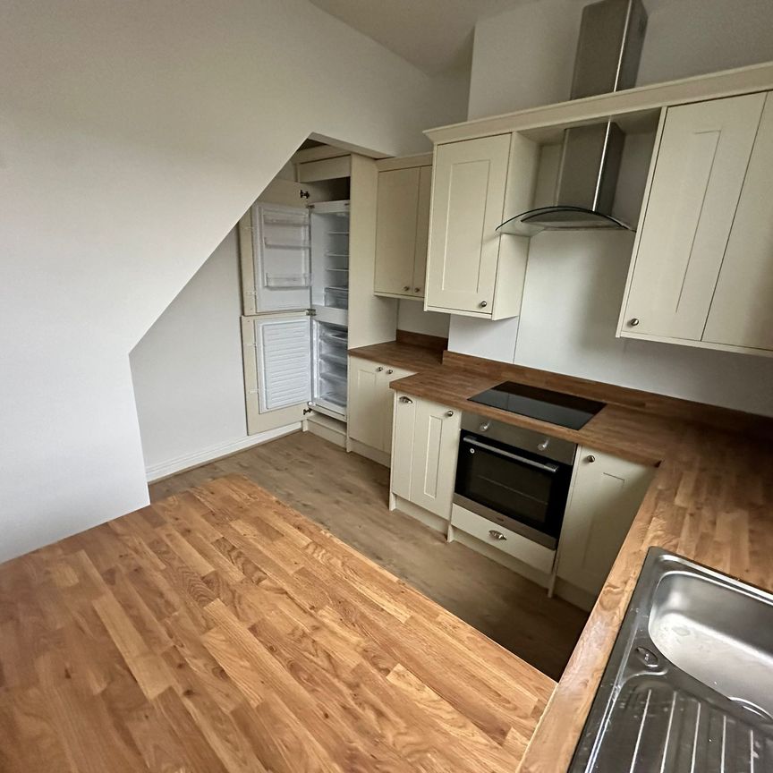 Gladstone Street - Photo 1