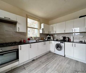 5 bedroom property to rent in London - Photo 1