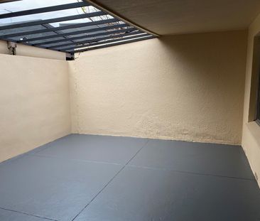 WALKING DISTANCE TO CHAPEL STREET!! - Photo 6