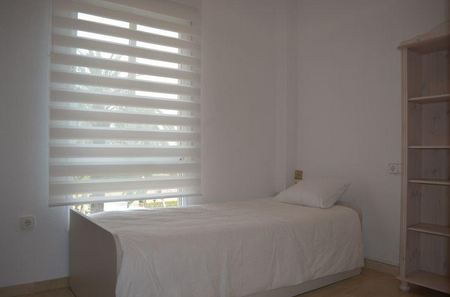 2 bedrooms apartment long term rent from april 24 in Albir I A326 - Photo 2