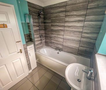 5 bedroom detached house to rent - Photo 6