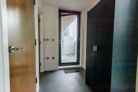 Studio to rent - Photo 5