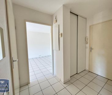 Location Appartement 2 pièces 47m² LAVAL 53000 - Photo 6