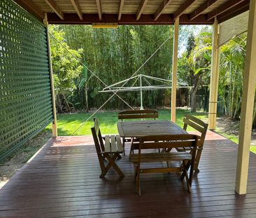 16a Brassey Street, Fairfield, Qld 4103 - Photo 5