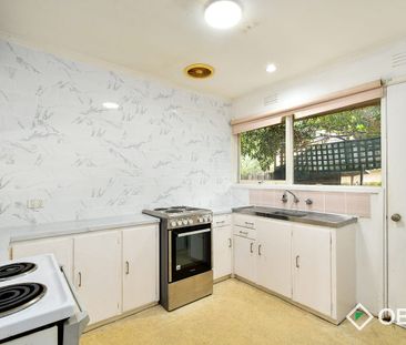 Renovated 3 bedroom in Frankston High School Zone - Photo 2