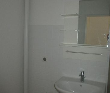 Location Appartement 1 pièce 44m² NANCY 54000 - Photo 2