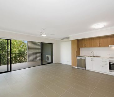 TRANQUIL LIVING IN THIS SPACIOUS AND MODERN 1 BEDROOM APARTMENT - Photo 2