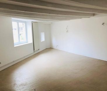 Location Appartement 2 pièces 70m² MACON 71000 - Photo 2