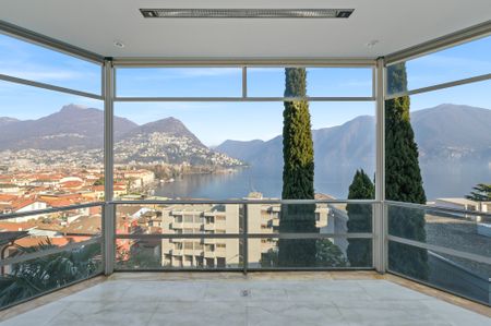 PIACEVOLE 7.5 LOCALI IN CENTRO CON VISTA LAGO - Foto 3