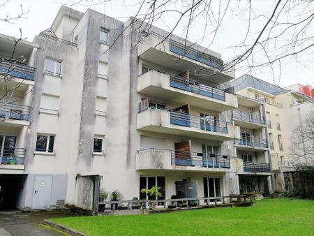 A Louer - Nantes Jules Verne - Appartement Type 2 De 39.82 M² - Photo 2