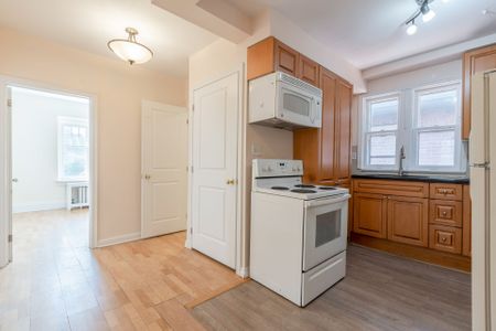 For Lease - 50 Glenrose Avenue Unit# 3, Toronto, Ontario - Photo 3