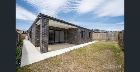 Modern Living Meets Home Sweet Home - Photo 5