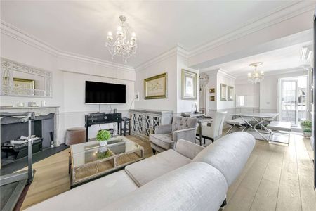 A wonderful two bedroom apartment in well-run mansion block. - Photo 4