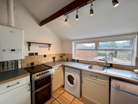 2 bedroom cottage to rent - Photo 4