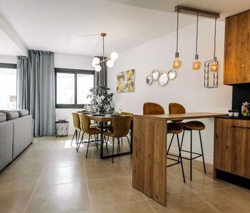 Alquiler de chalet pareado en Calle del Priorato - Photo 1