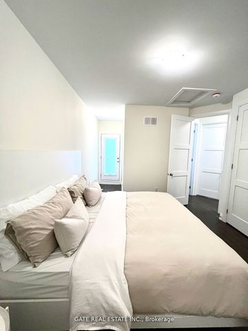 For Lease - 9 Dallotto Lane, Ajax, Ontario - Photo 4