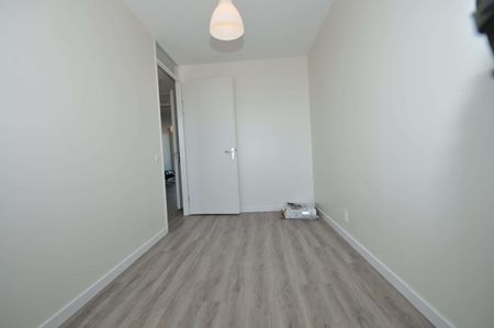 Te huur nieuwbouw appartement aan de Willem van Hillegaersbergstraat. - Photo 2