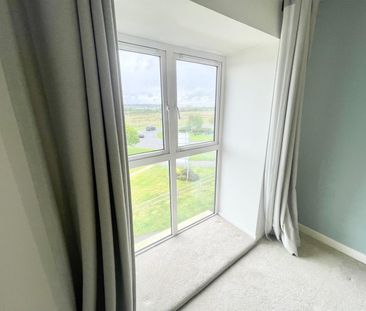 Whitney Crescent, Weston-Super-Mare - Photo 1