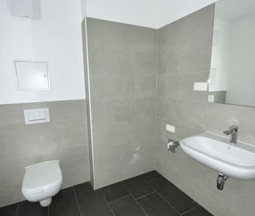 Moderne 1-Zi -Wohnung mit Loggia - nahe Millennium City (provisions... - Photo 2