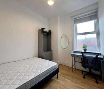 Amble Grove, Newcastle Upon Tyne, NE2 - Photo 2