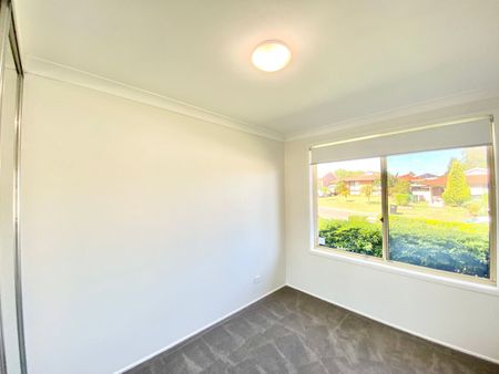 4 Arnold Avenue, Green Valley, NSW 2168 - Photo 5