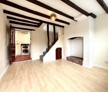 Pigeon Green, Stratford-upon-Avon, CV37 - Photo 1