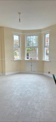 71 Upper Newtownards Road, Belfast, BT4 3HT - Photo 1