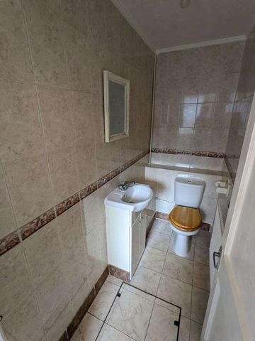 Linden Road, Gillingham, ME7 - Photo 2