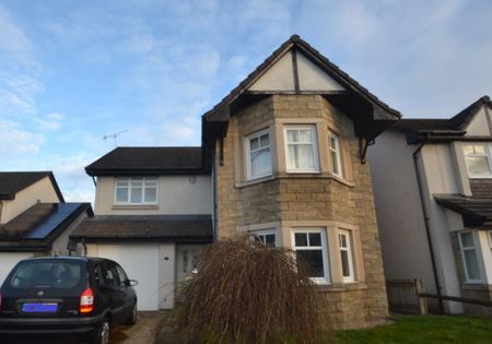 4 bedroom detached house to rent - Photo 5