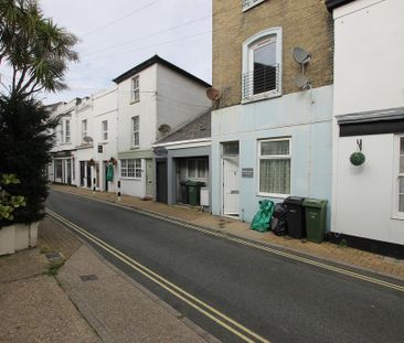 2 bedroom flat to rent - Photo 6