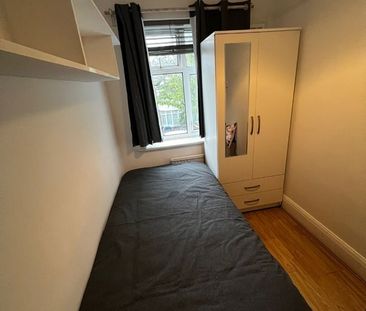 Room in a Shared House, Berne Road, CR7 - Photo 5