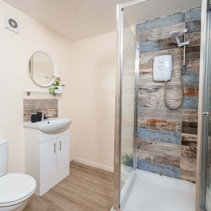 Room in a Shared House, Trafalgar Street, S1 - Photo 1